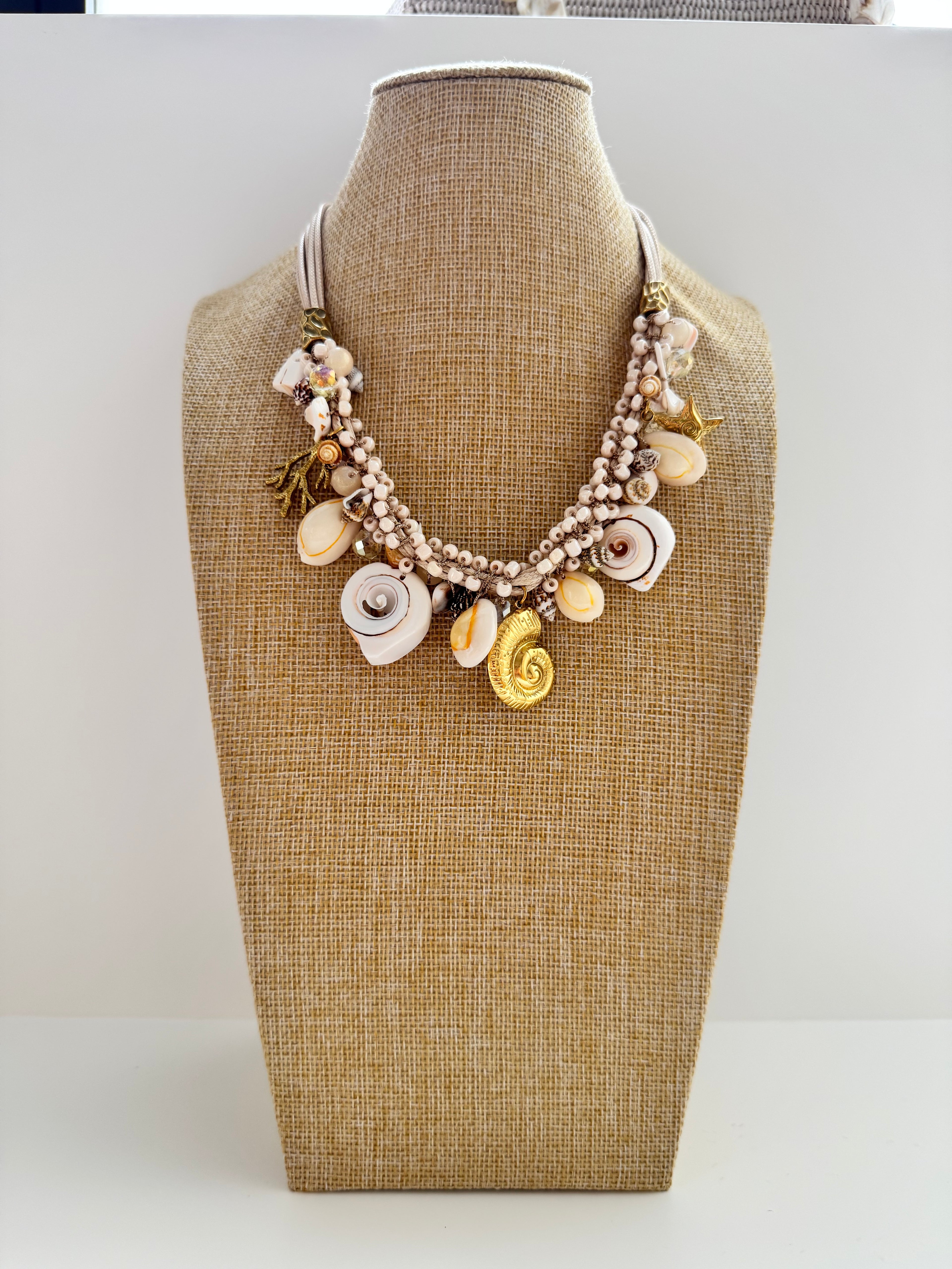 Collar SEA