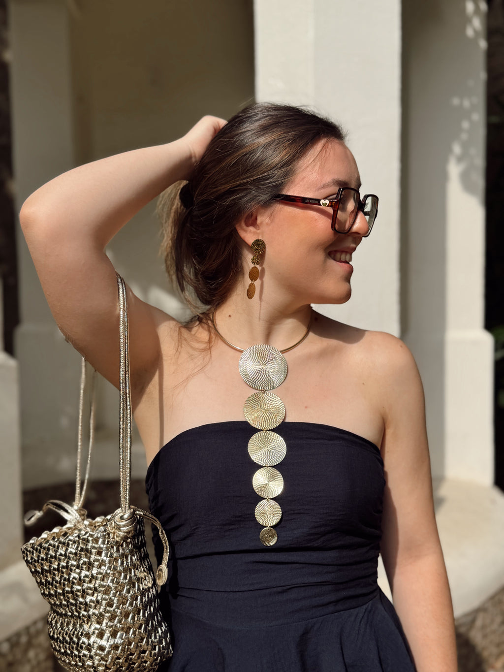 Collar discos rígido en dorado mujer