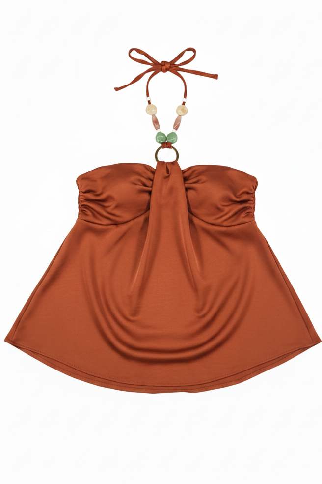 Top satinado piedras escote