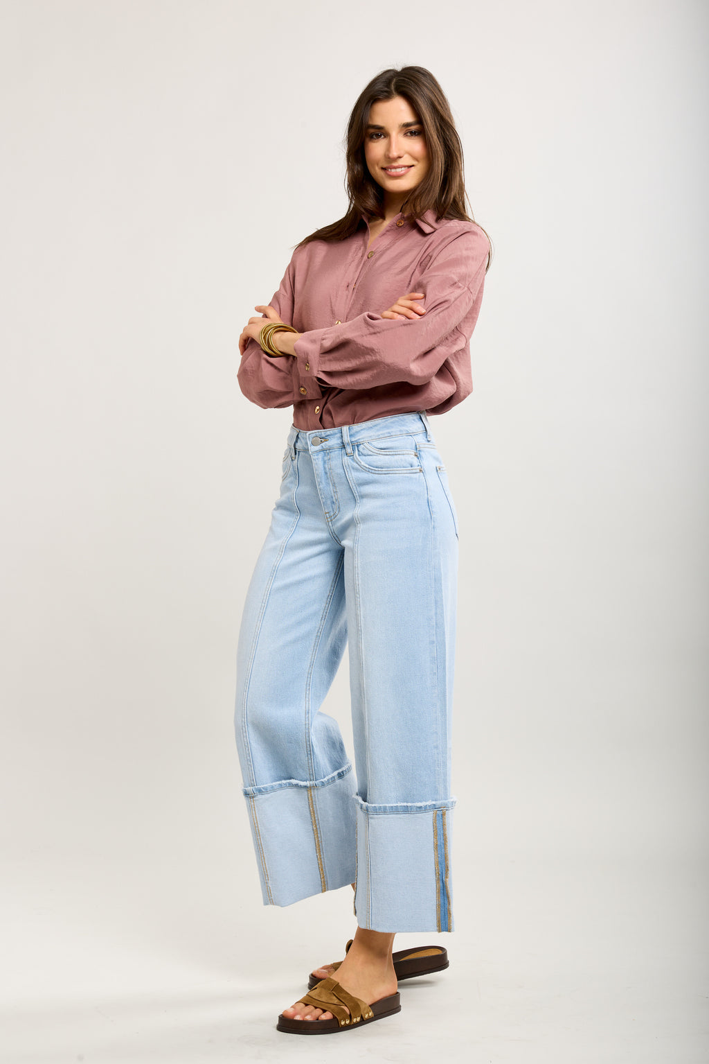 Pantalón jeans culotte y bajo vuelta mujer azul claro