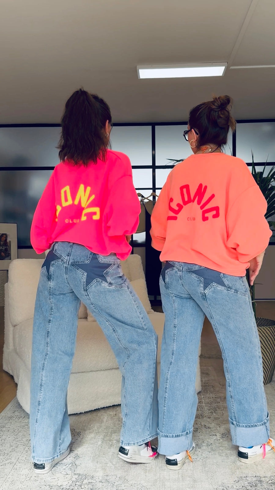 Sudadera neón  "ICONIC CLUB" mujer