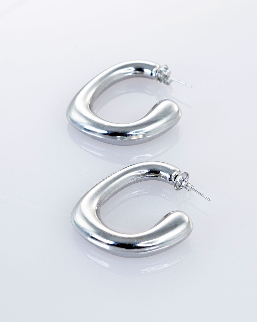 PENDIENTE ARO DESIGUAL