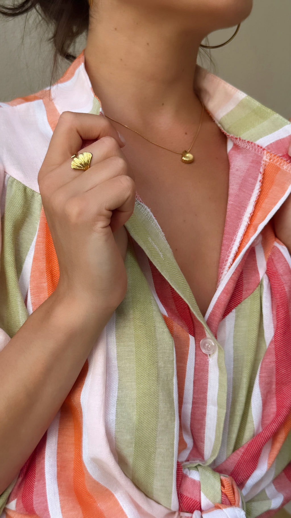 Collar concha acero oro 18k mujer