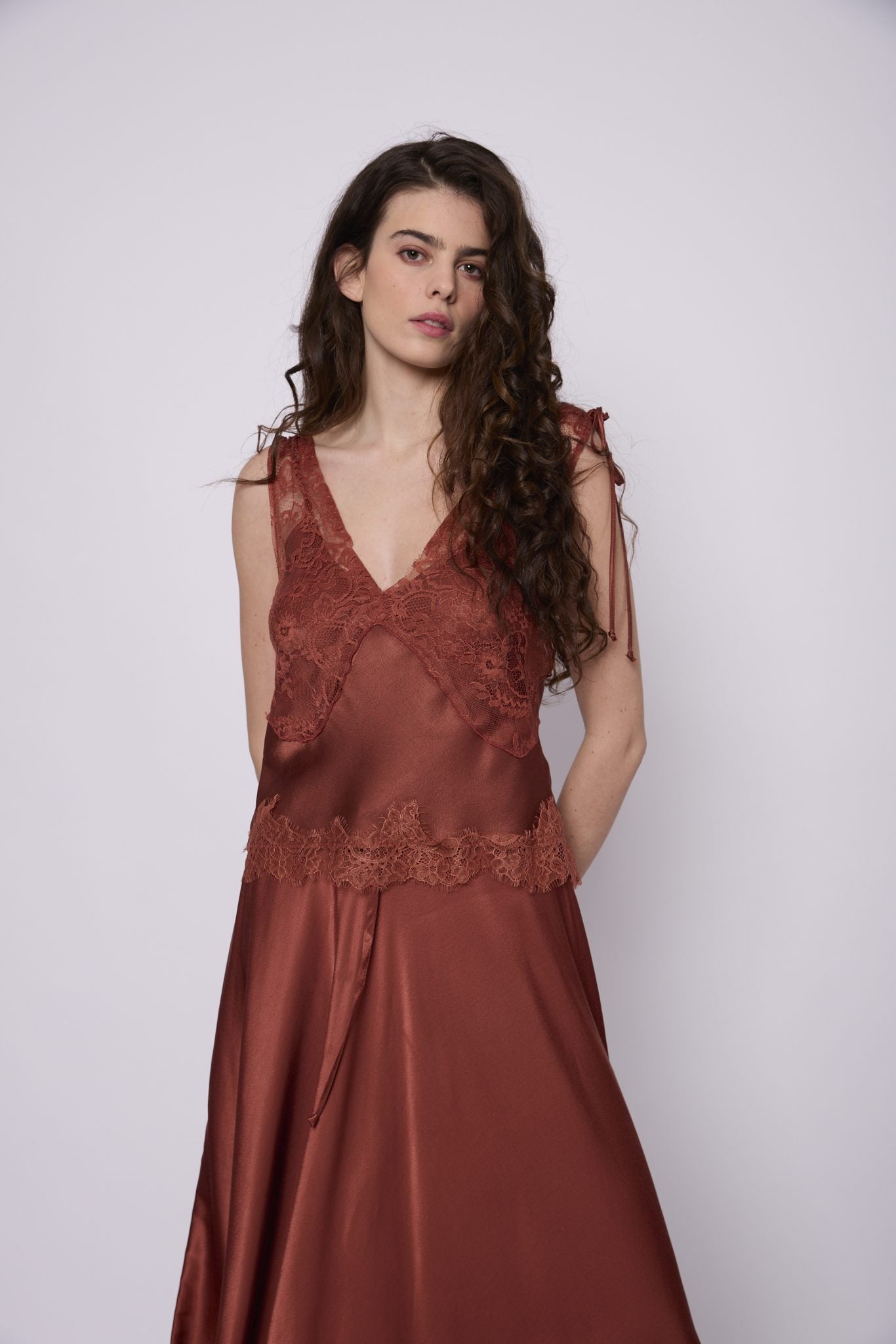 Top lencero encaje satinado mujer en terracota