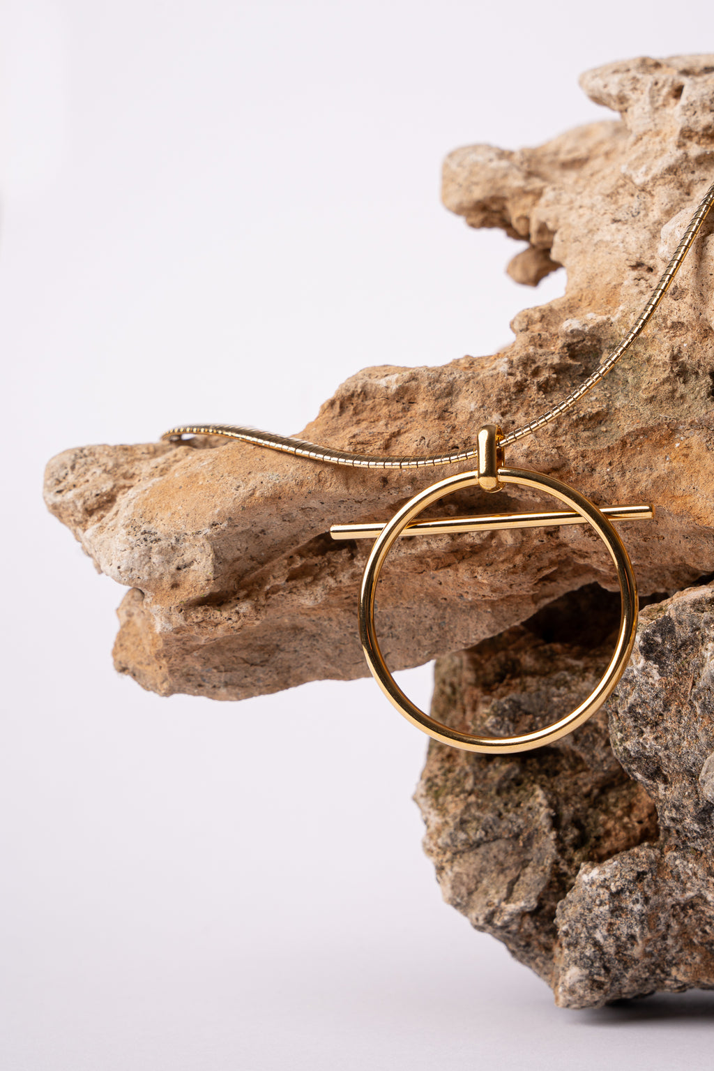 Collar rigido aro acero oro 18k mujer