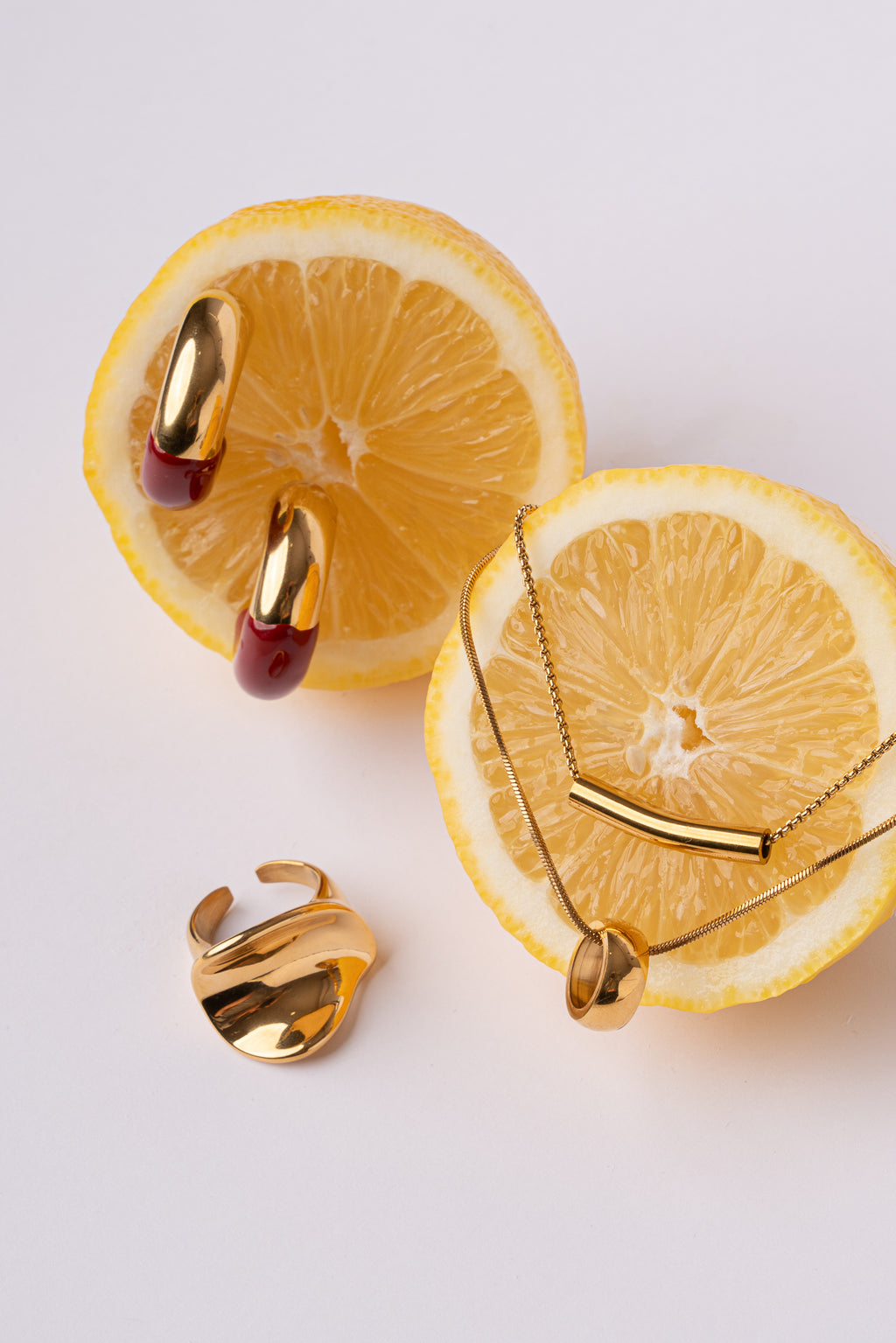 Anillo pieza irregular acero oro 18k mujer