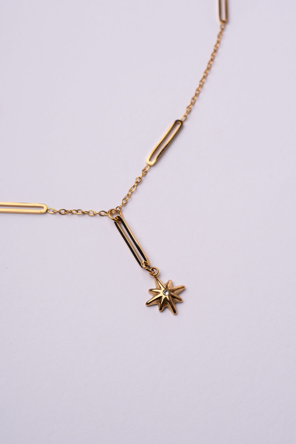 Collar estrella del norte acero oro 18k mujer