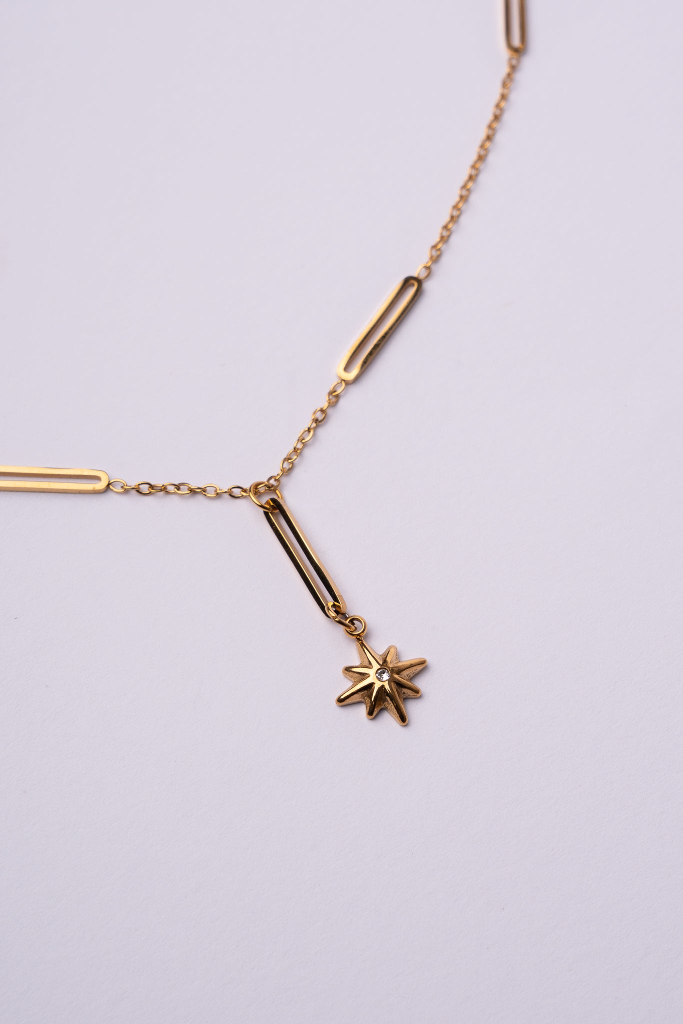 Collar estrella del norte acero oro 18k mujer