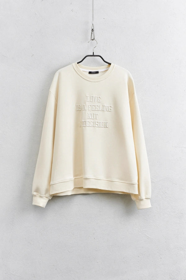 Sudadera LOVE IS A FEELING