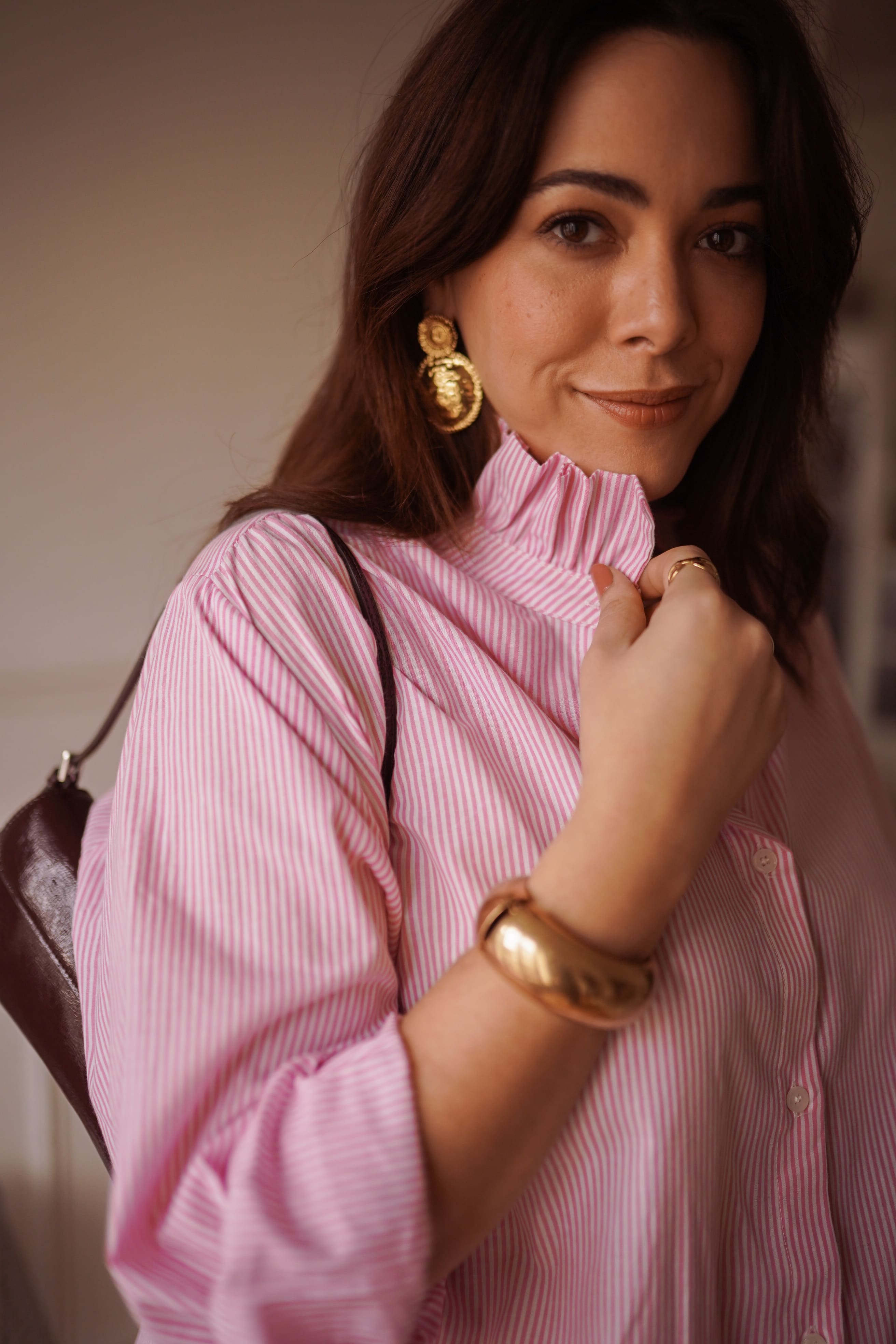 Camisa rayas cuello romantico mujer en rosa