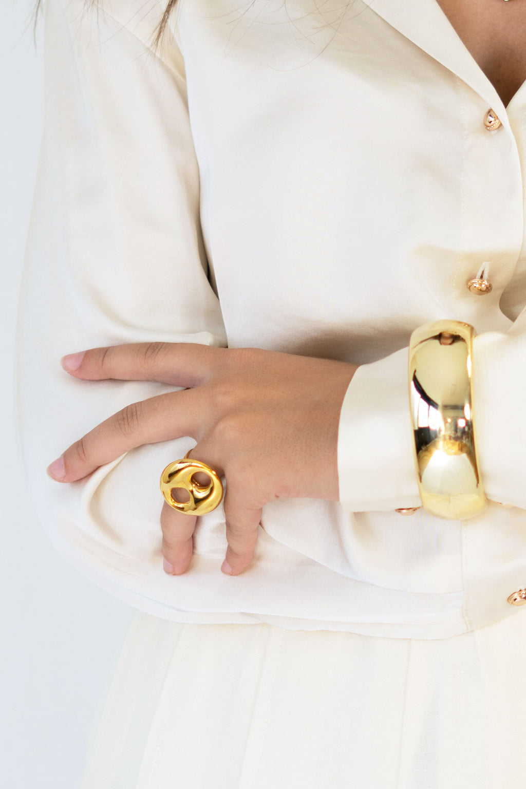 Anillo círculo grande ajustable acero inoxidable dorado mujer